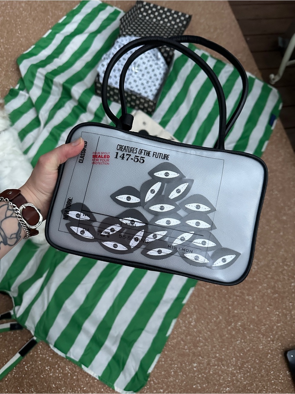 MIN AND MON 121 shoulder bag black leather - the “Good Carrier” design - Picture 2 of 13